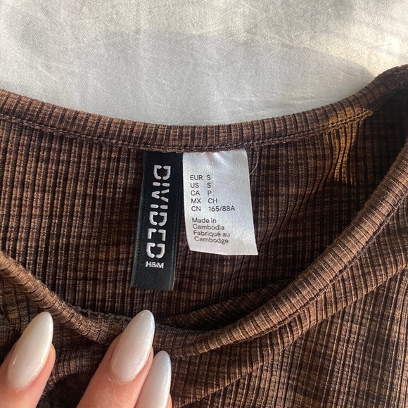H&M Adjustable Brown Criss Cross Tank - Picture 2 of 3